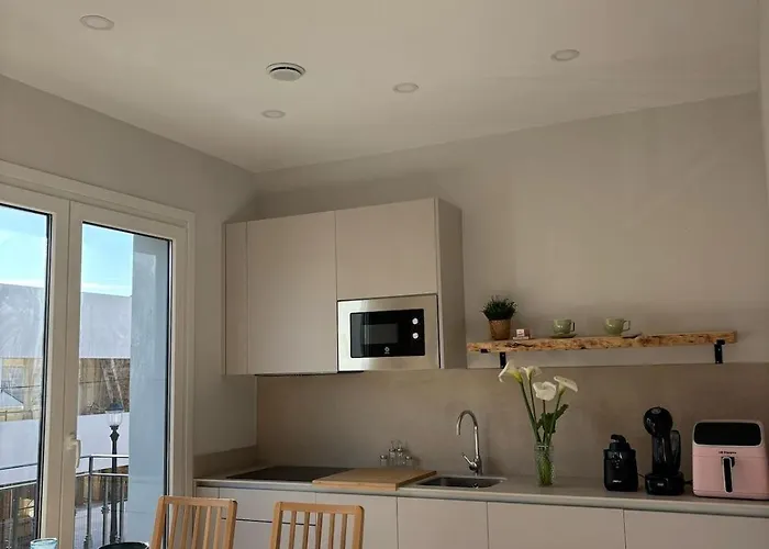 Balcones De La Guía *